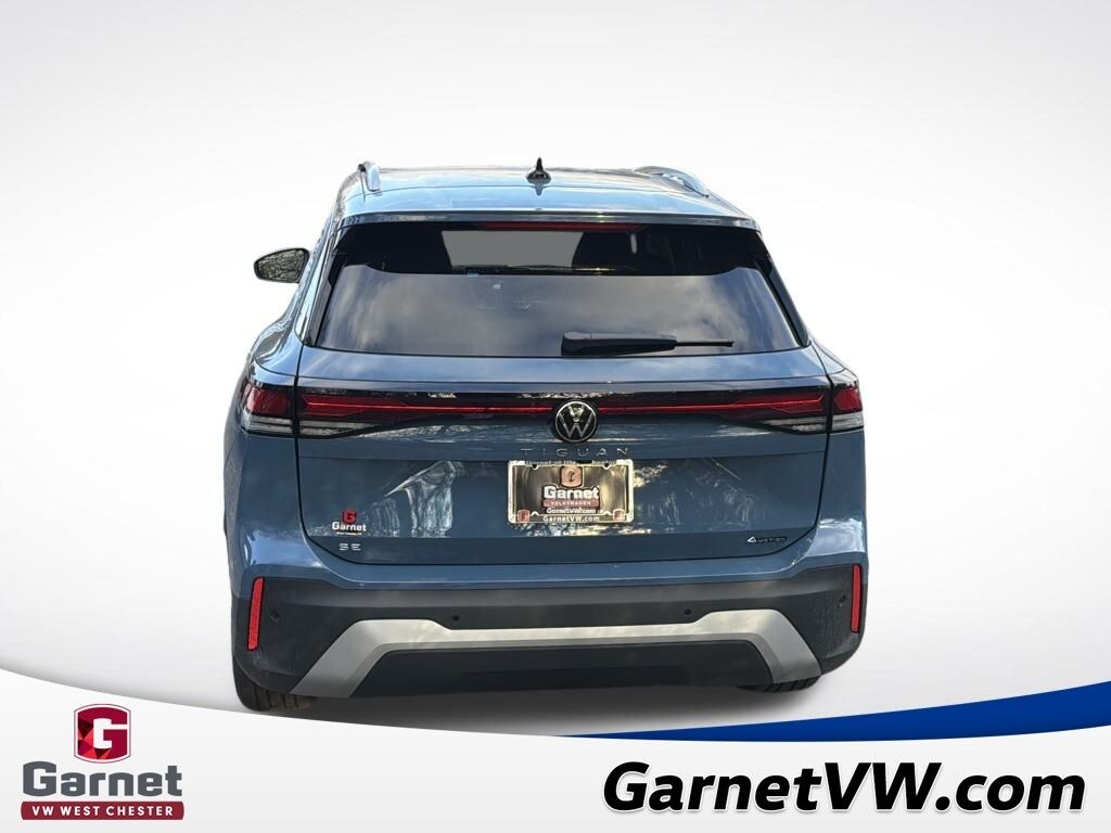 New 2026 Volkswagen Tiguan SE SUV