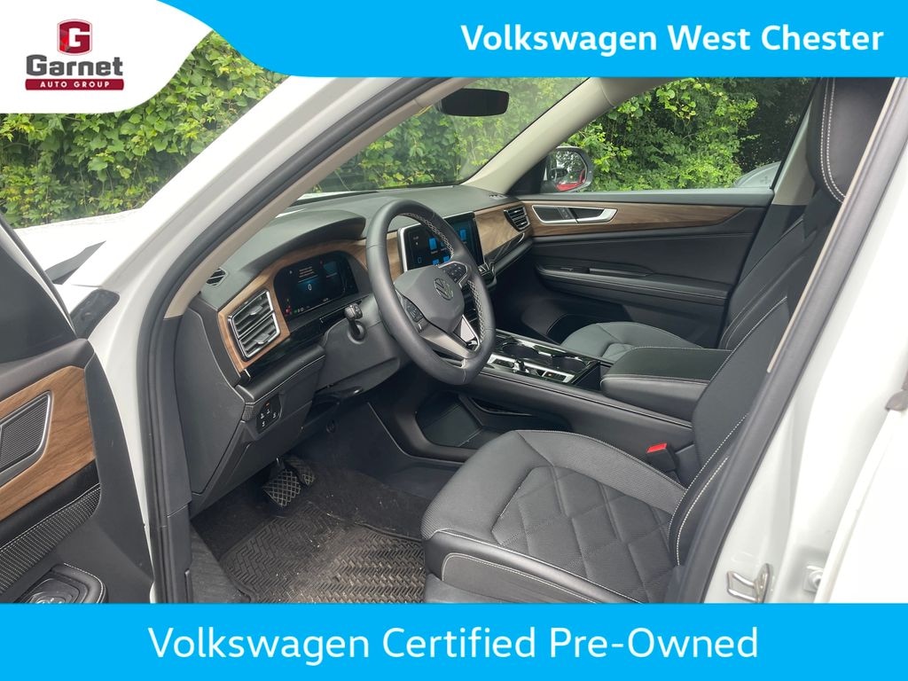 Used 2024 Volkswagen Atlas 2.0T SE w/Technology SUV