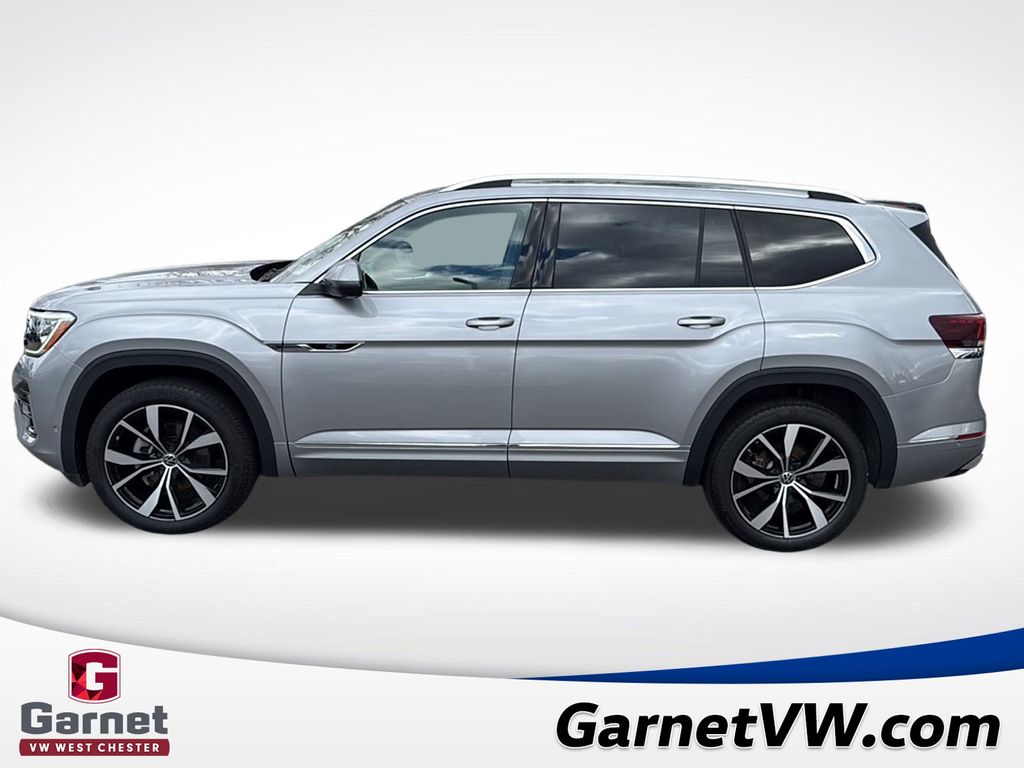 2025 Volkswagen Atlas SEL Premium R-Line photo 2