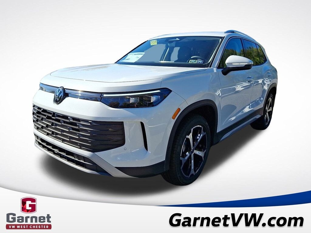 New 2025 Volkswagen Tiguan 2.0T SE SUV
