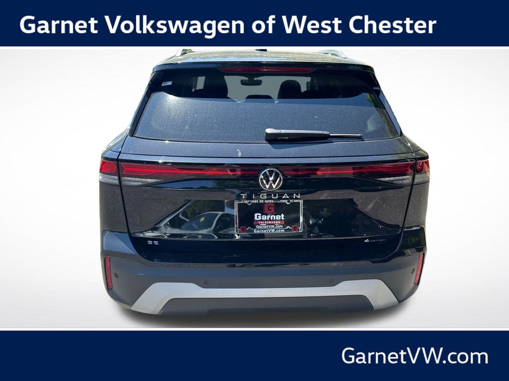 New 2026 Volkswagen Tiguan 2.0T SE SUV