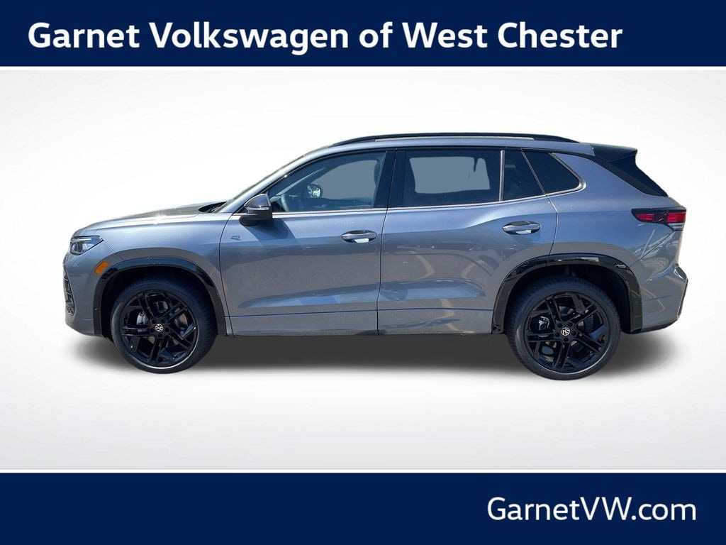 New 2026 Volkswagen Tiguan 2.0T SE R-Line Black SUV