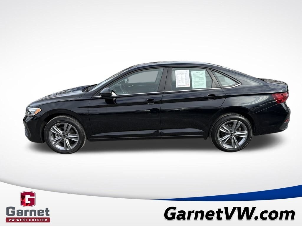 Used 2024 Volkswagen Jetta 1.5T SE Sedan