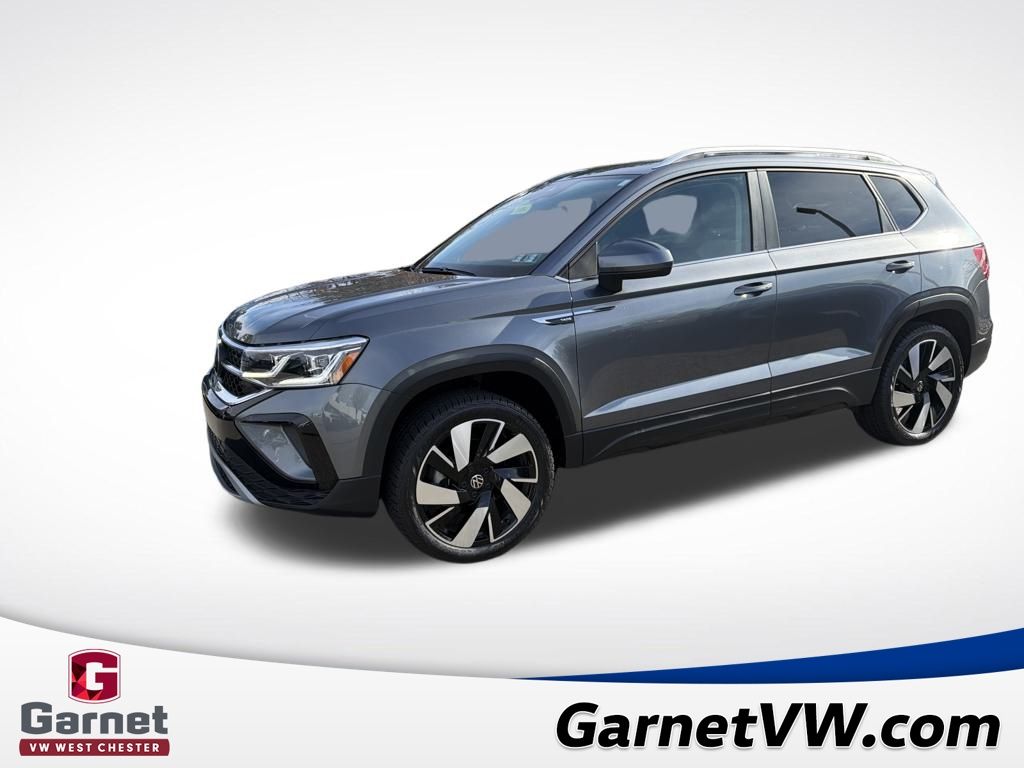 2024 Volkswagen Taos SEL's photo