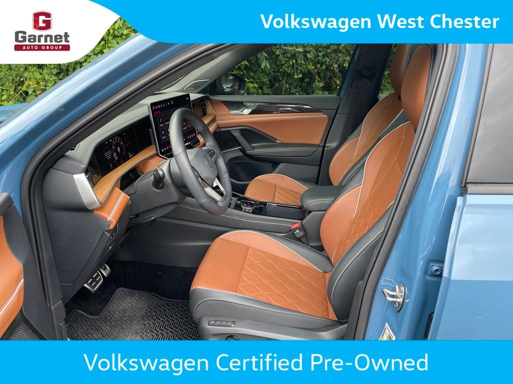 Certified 2025 Volkswagen Tiguan 2.0T SEL R-Line SUV