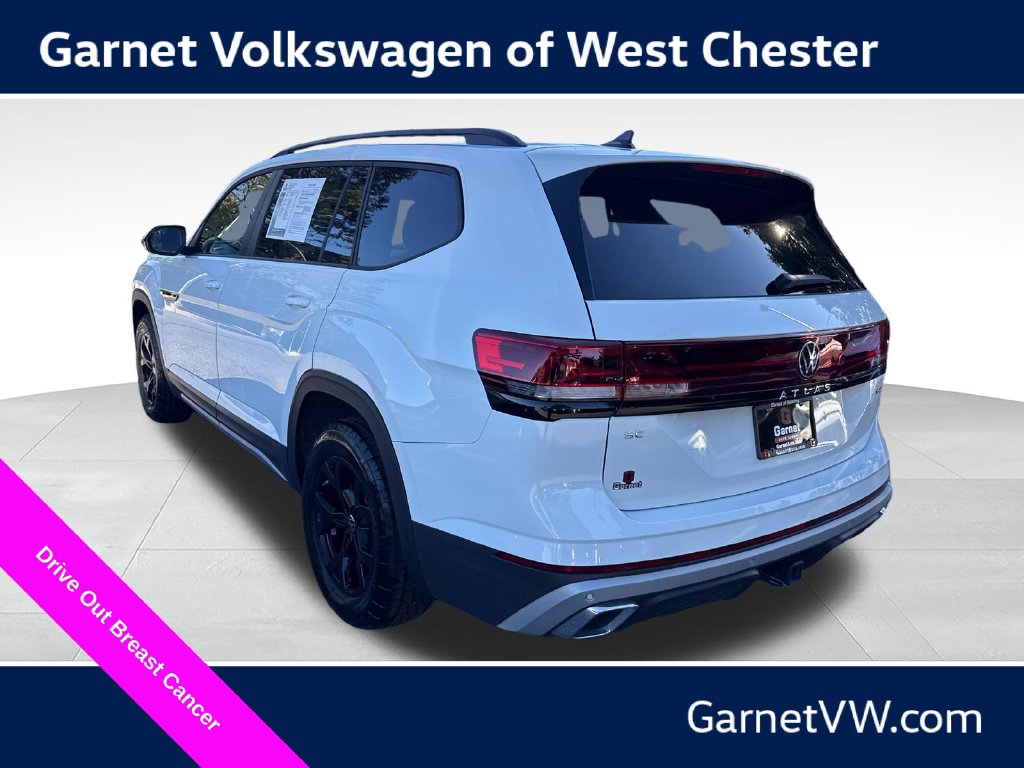 Used 2025 Volkswagen Atlas 2.0T Peak Edition SUV