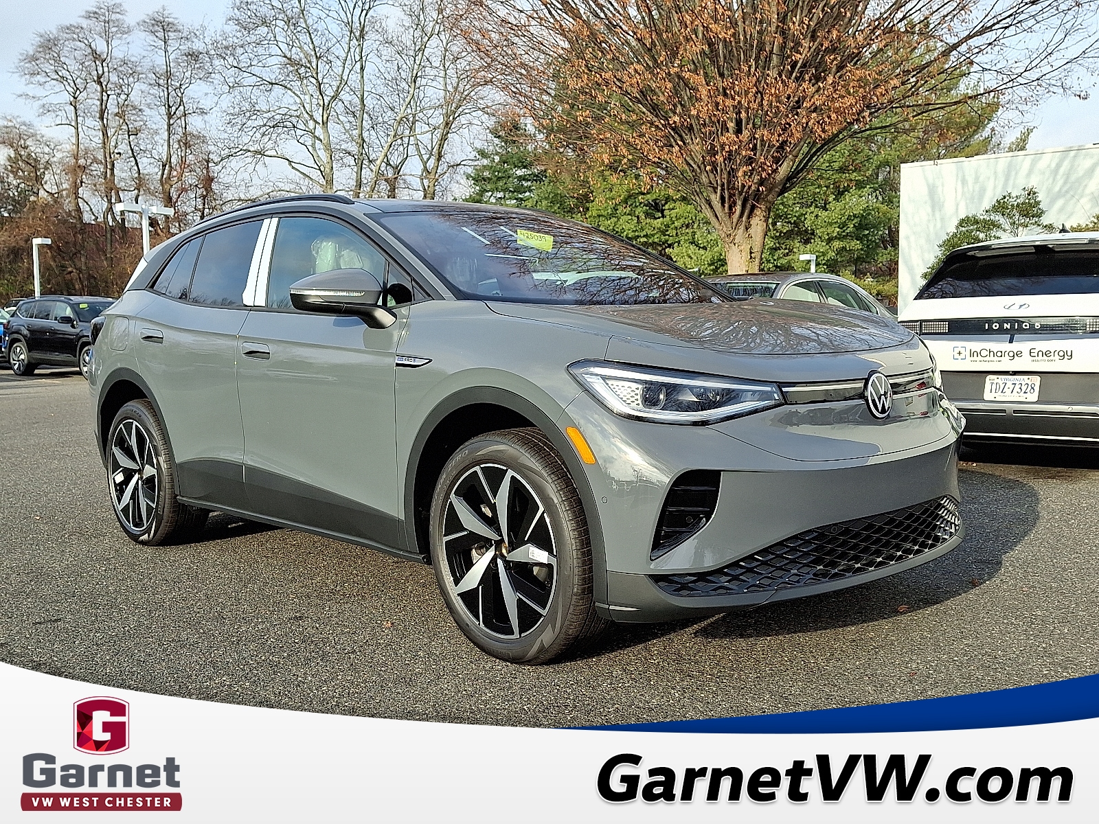 2025 Volkswagen ID.4 PRO S's photo