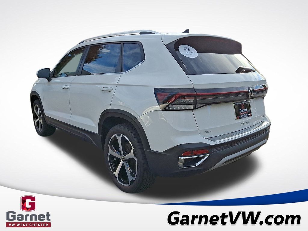 2025 Volkswagen Taos SEL photo 3