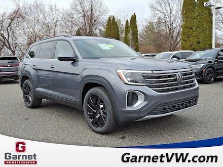 2025 Volkswagen Atlas 2.0T SE w/Technology SUV