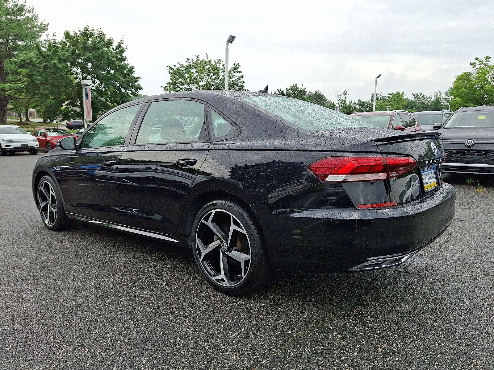 2020 Volkswagen Passat 2.0T R-Line photo 4