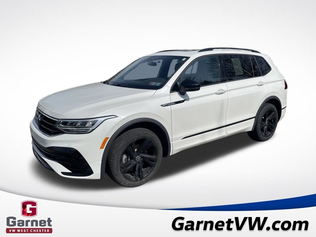 2023 Volkswagen Tiguan SE R-LINE BLACK