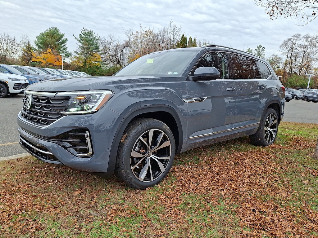 New 2026 Volkswagen Atlas 2.0T SEL Premium R-Line SUV