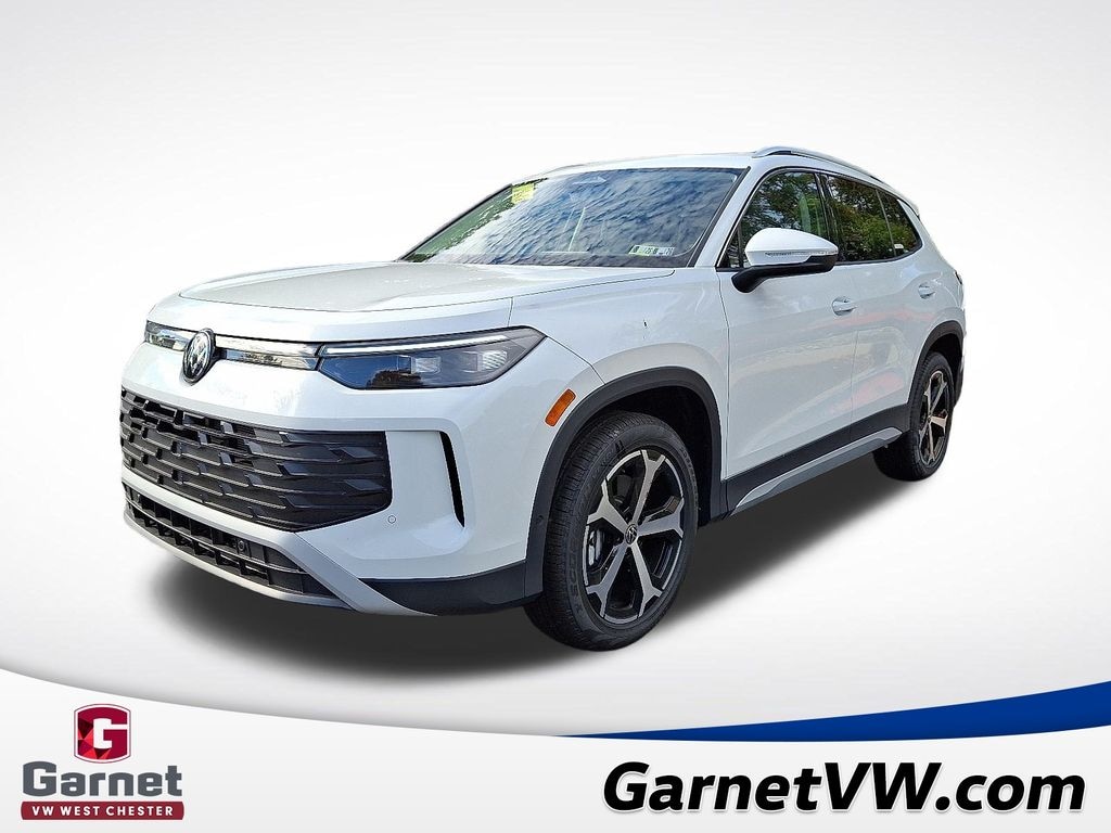 New 2025 Volkswagen Tiguan 2.0T SE SUV