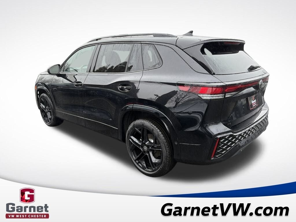 New 2026 Volkswagen Tiguan 2.0T SE R-Line Black SUV