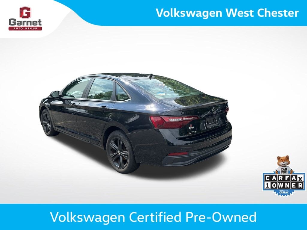 Used 2024 Volkswagen Jetta 1.5T SE Sedan
