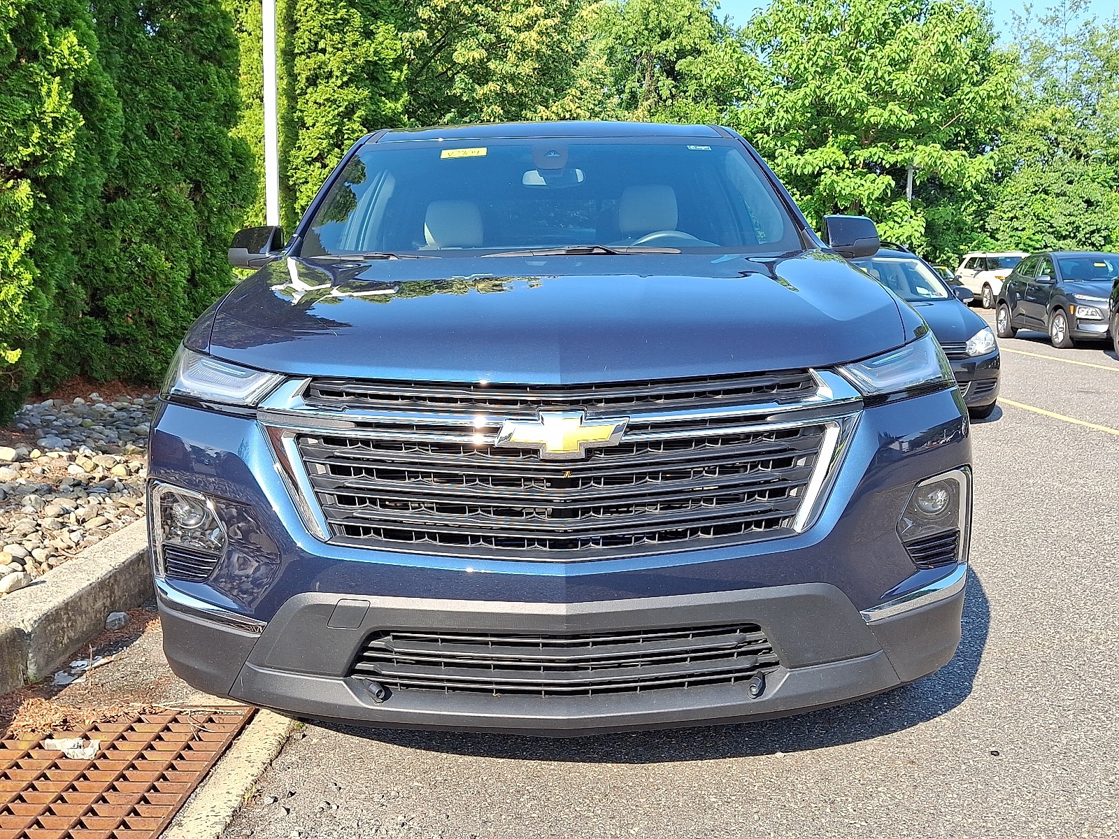 Used 2022 Chevrolet Traverse LS with VIN 1GNERFKW8NJ190638 for sale in West Chester, PA