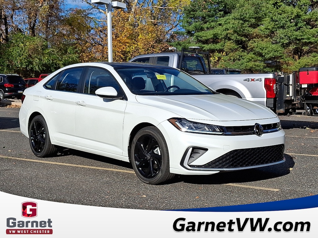 New 2026 Volkswagen Jetta SE Sedan