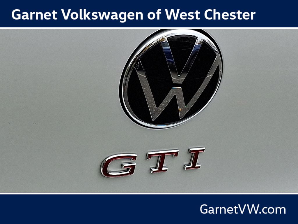 2026 Volkswagen Golf GTI SE - Photo 12