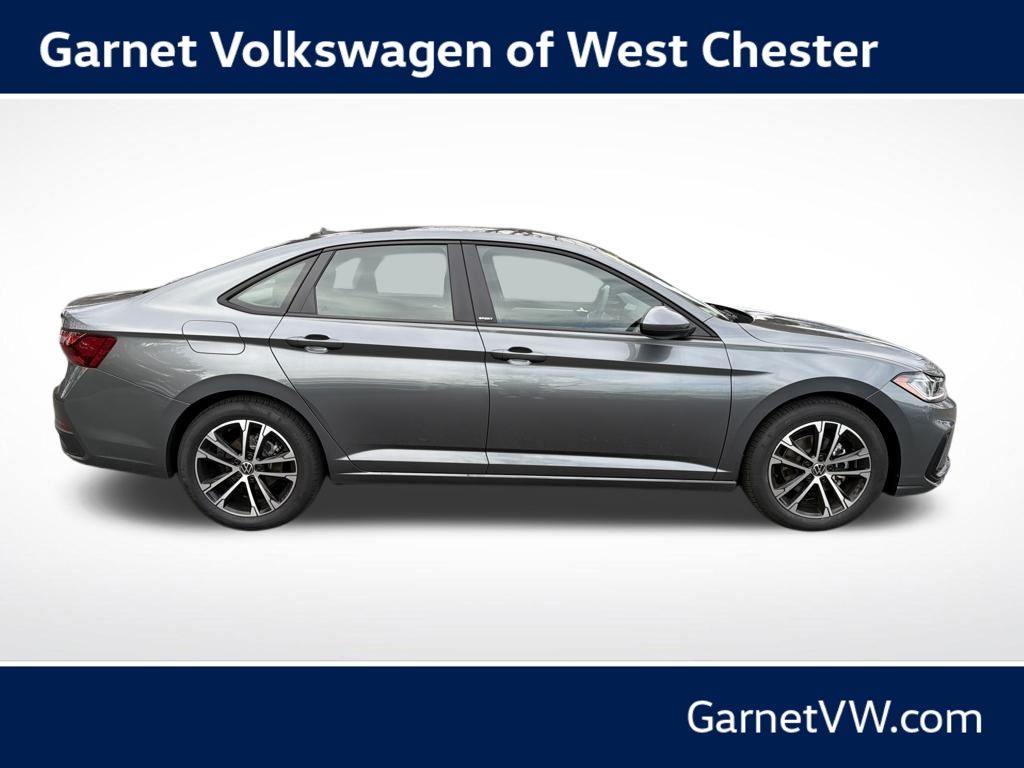 2026 Volkswagen Jetta Sport - Photo 6