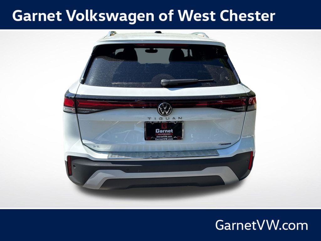New 2026 Volkswagen Tiguan 2.0T SE SUV