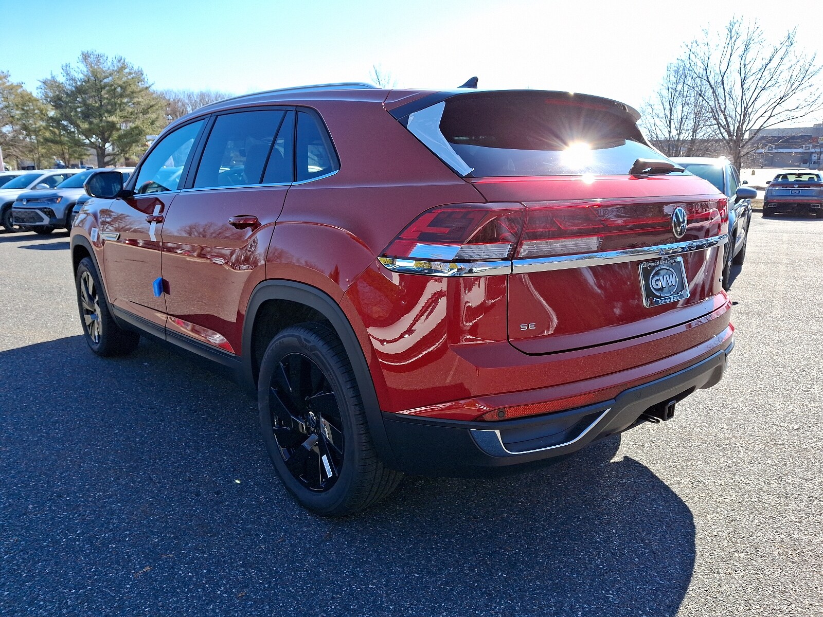 2025 Volkswagen Atlas Cross Sport SE Technology photo 3