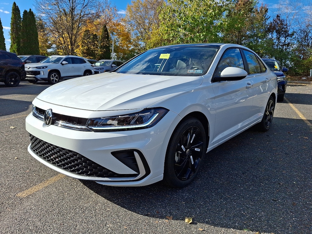 New 2026 Volkswagen Jetta SE Sedan