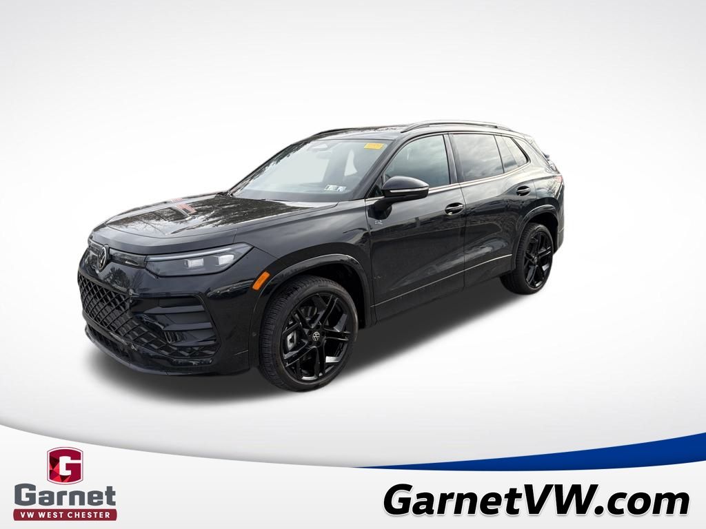 2025 Volkswagen Tiguan SE R-LINE BLACK's photo