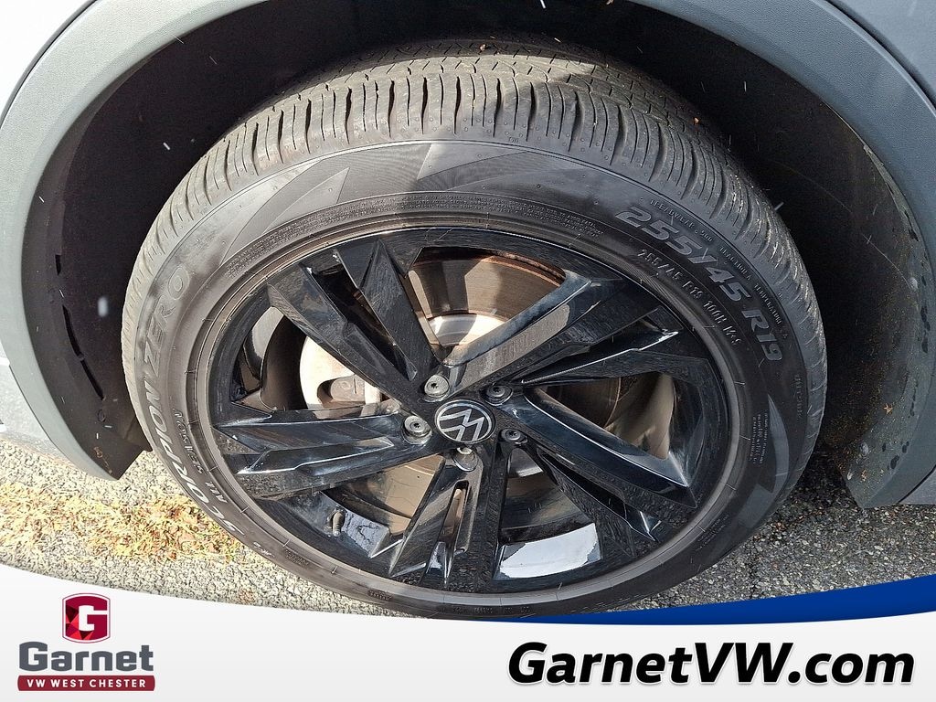 Used 2023 Volkswagen Tiguan 2.0T SE R-Line Black SUV