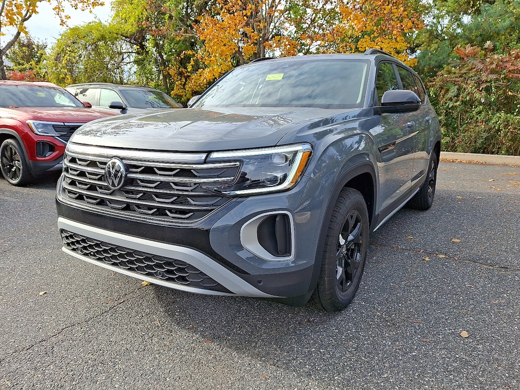 New 2025 Volkswagen Atlas 2.0T Peak Edition SUV