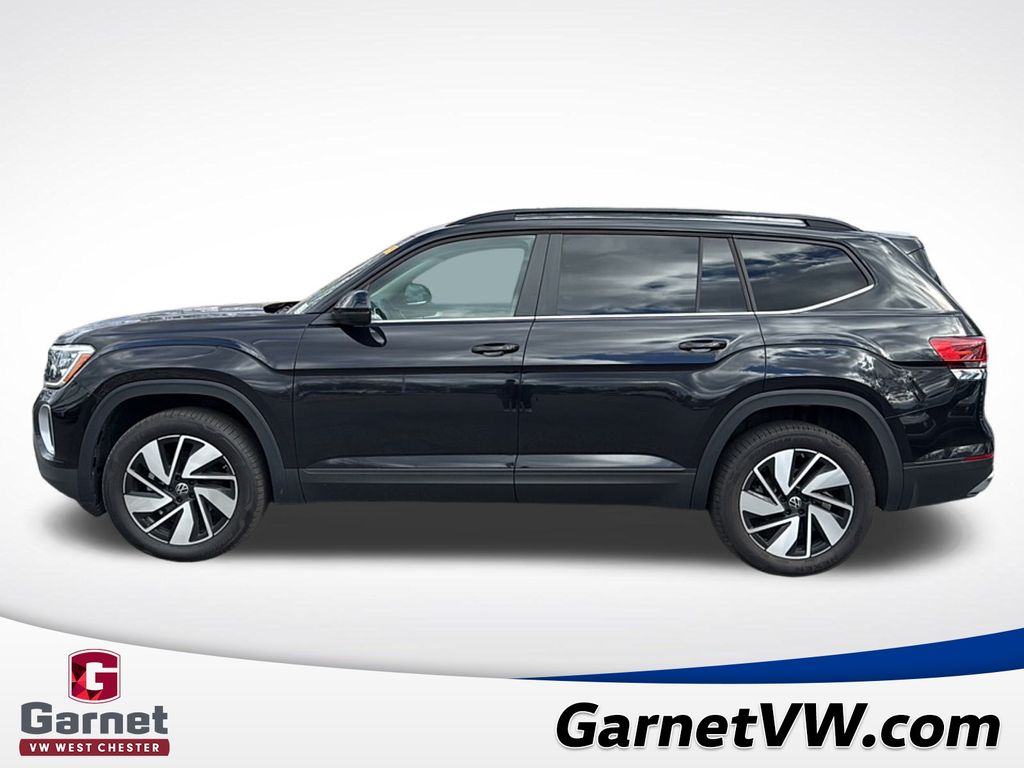 2025 Volkswagen Atlas SE Technology photo 2