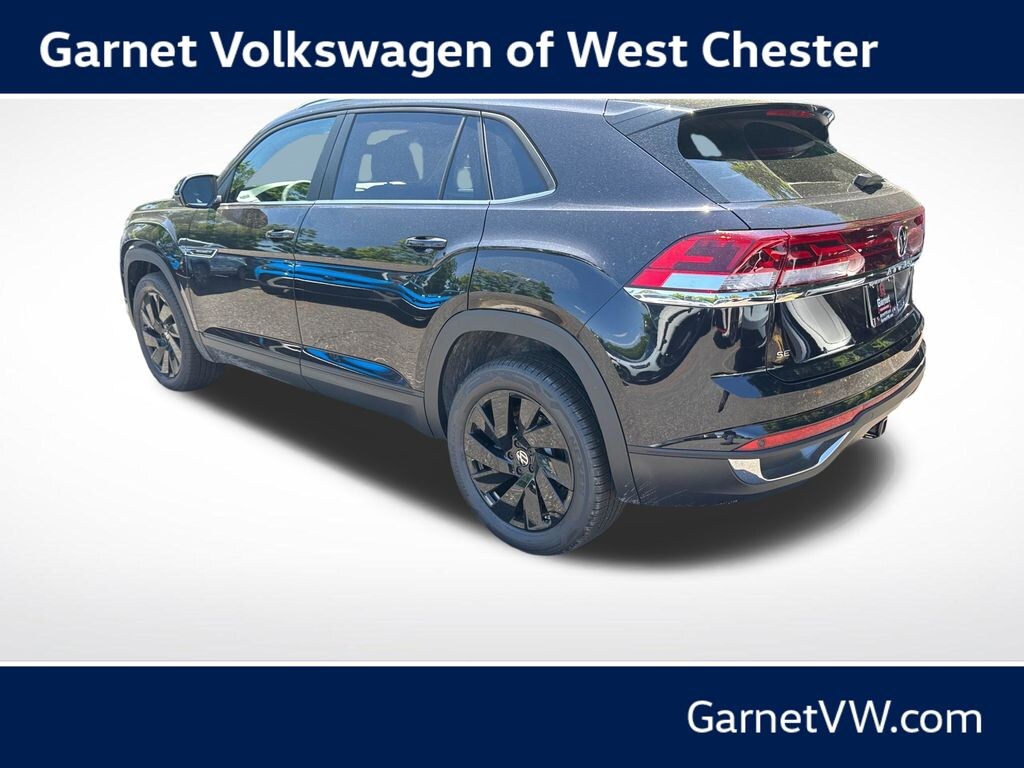 New 2026 Volkswagen Atlas Cross Sport 2.0T SE w/Technology SUV