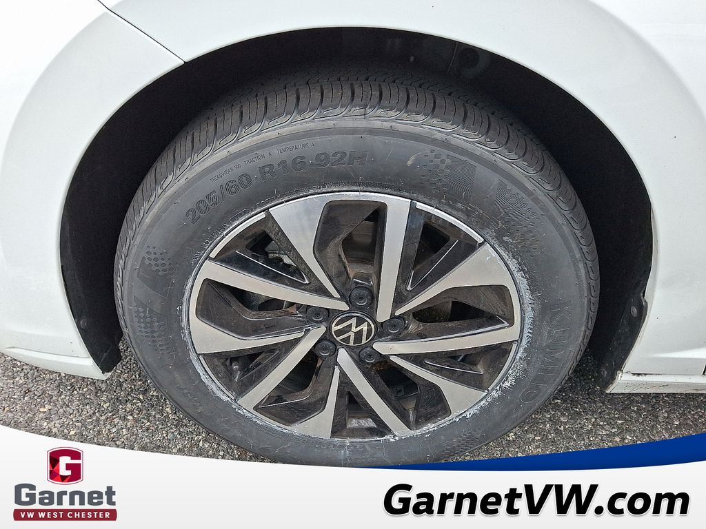 2025 Volkswagen Jetta 1.5T S photo 4