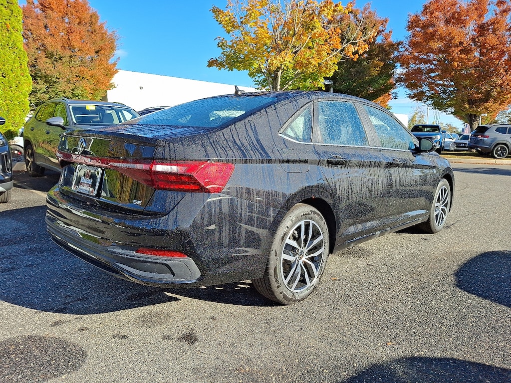 New 2026 Volkswagen Jetta SE Sedan