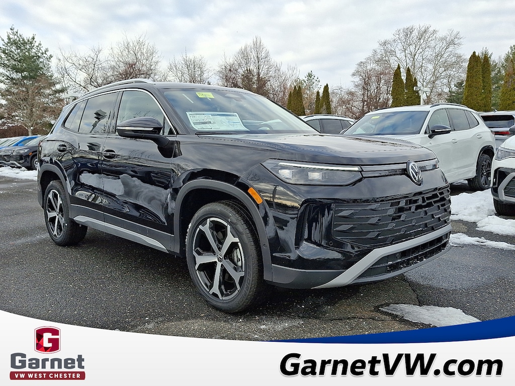New 2026 Volkswagen Tiguan 2.0T SE SUV