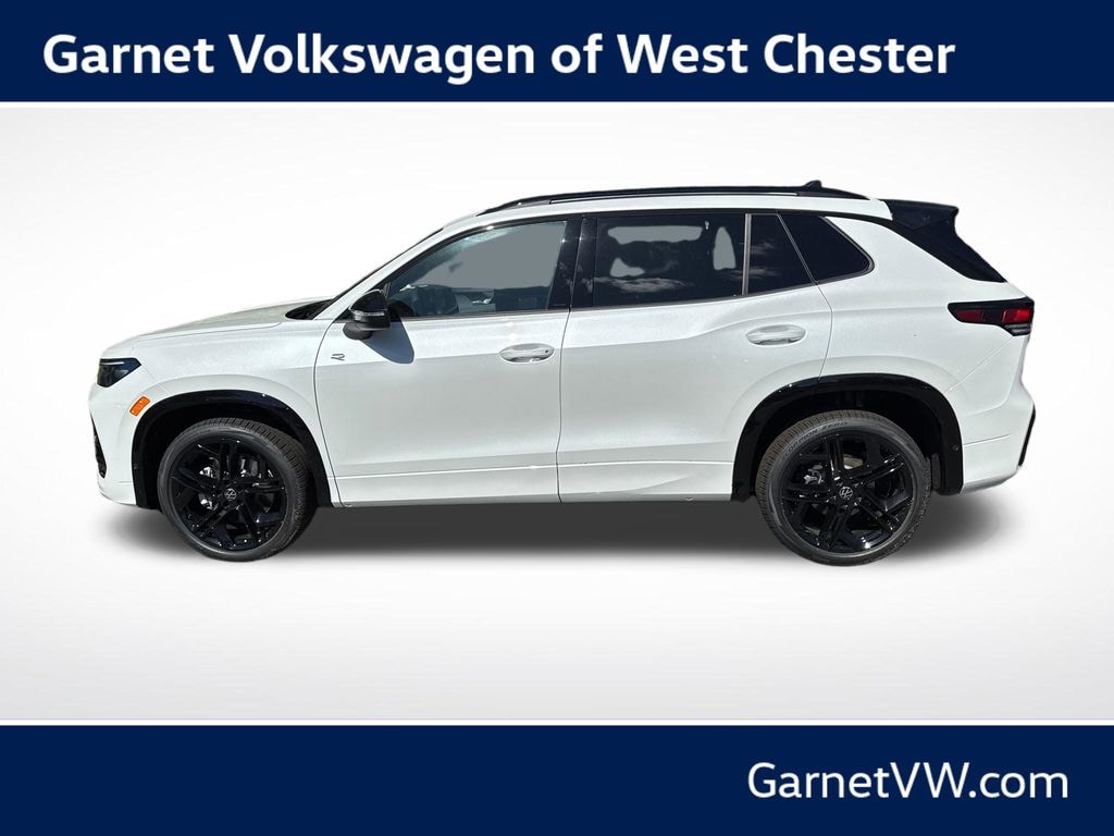New 2026 Volkswagen Tiguan 2.0T SE R-Line Black SUV