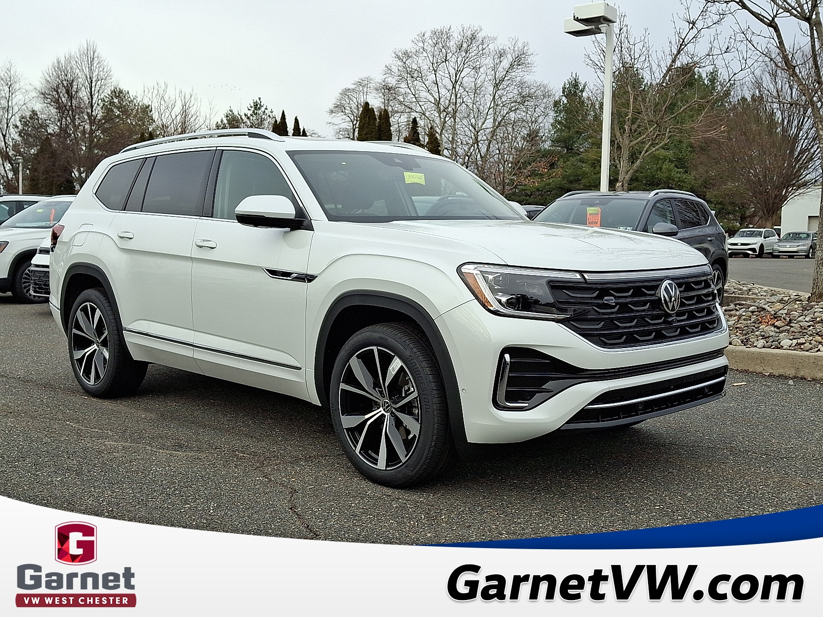 2026 Volkswagen Atlas SEL Premium R-Line's photo