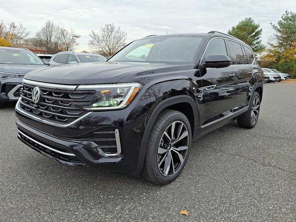 New 2026 Volkswagen Atlas 2.0T SEL Premium R-Line SUV