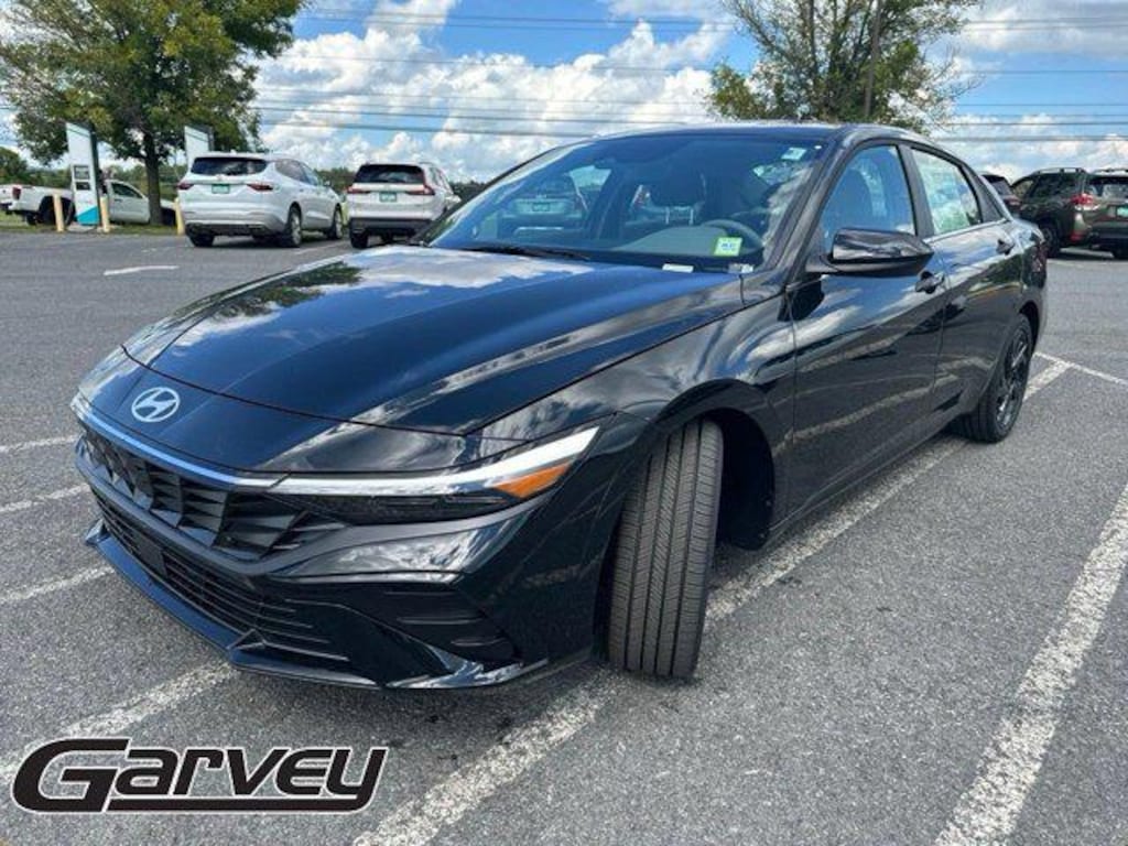 New 2026 Hyundai Elantra SEL Sport Sedan