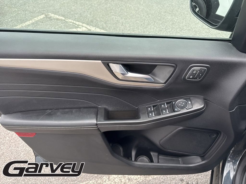 2022 Ford Escape SEL - Photo 13