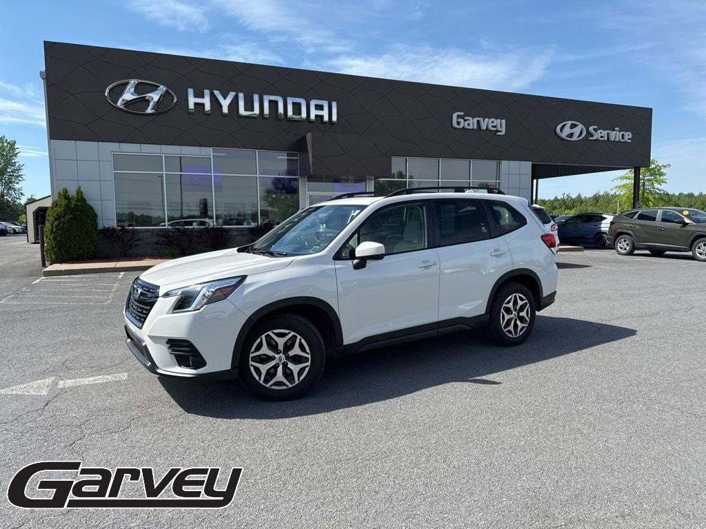 2022 Subaru Forester Premium's photo