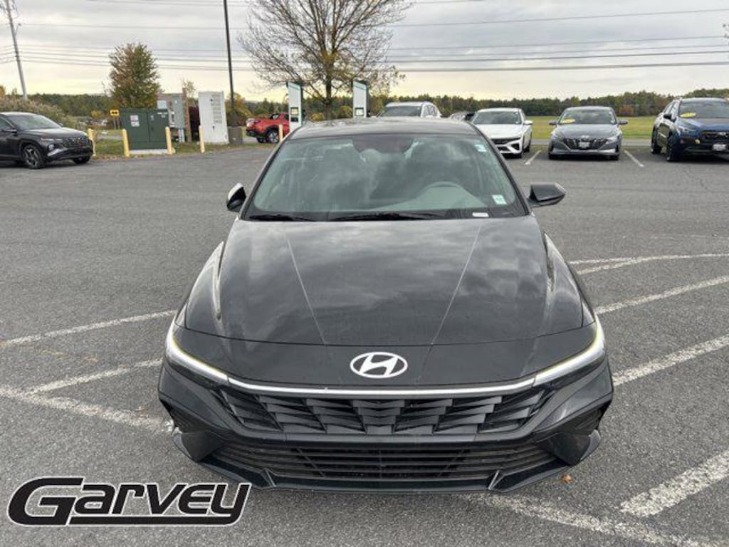 New 2025 Hyundai Elantra SEL Sport Sedan