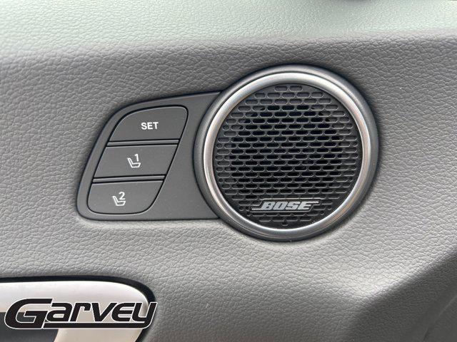 2025 Hyundai Sonata Hybrid Limited - Photo 14