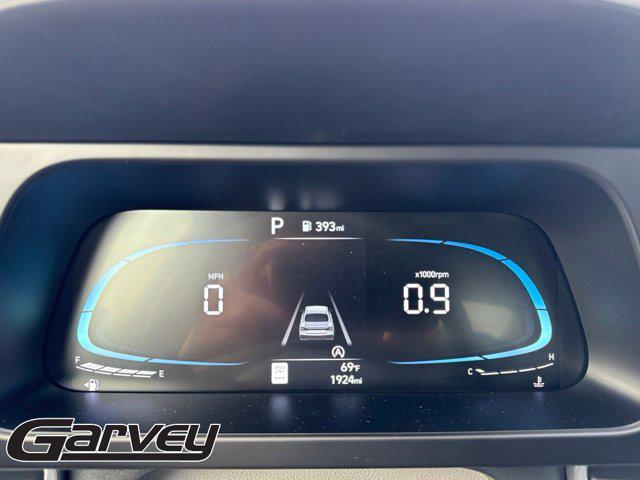 2025 Hyundai Elantra SE - Photo 16
