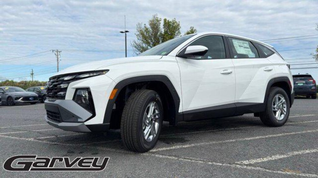 New 2026 Hyundai Tucson SE AWD SUV