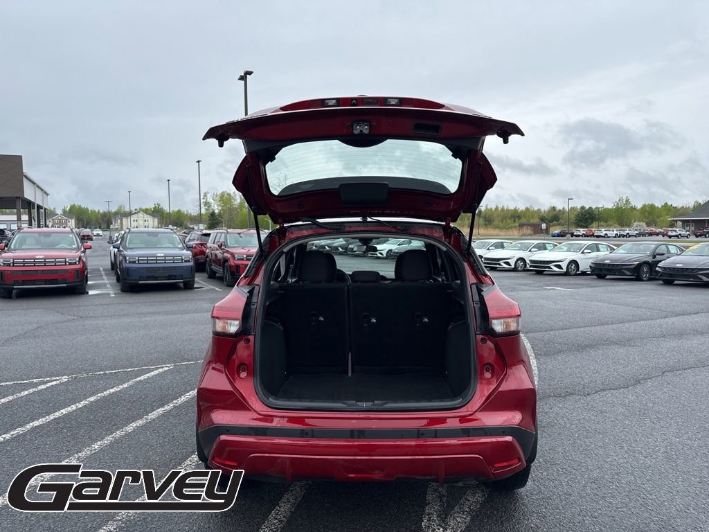 2021 Nissan Kicks SR - Photo 9