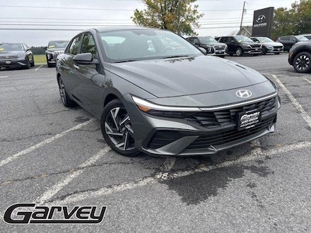 2025 Hyundai Elantra SEL Sport Sedan