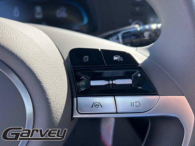 2025 Hyundai Elantra SE - Photo 17