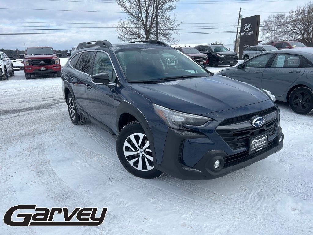 Used 2025 Subaru Outback Premium Premium AWD