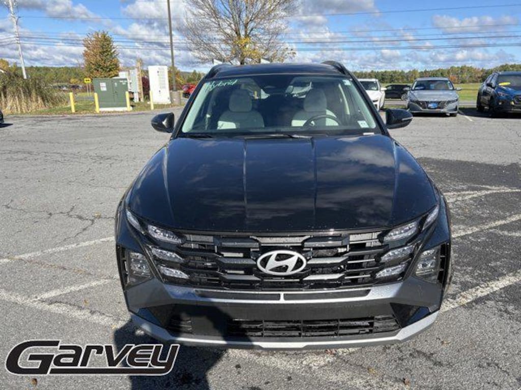 New 2025 Hyundai Tucson Hybrid SEL Convenience SUV
