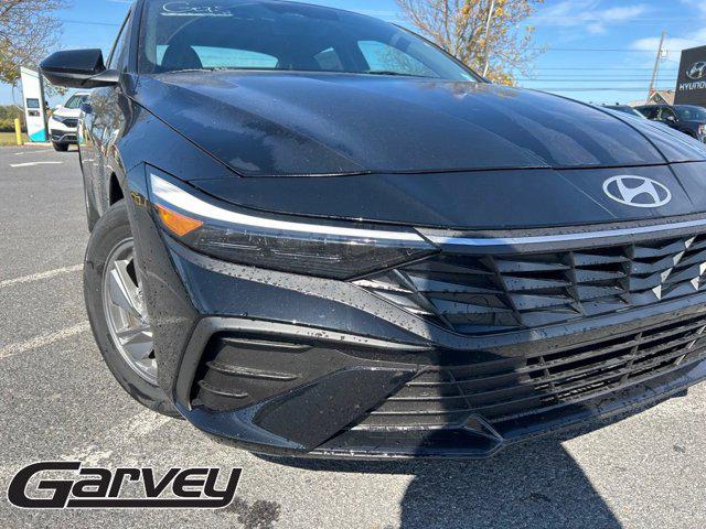 2025 Hyundai Elantra SE - Photo 8